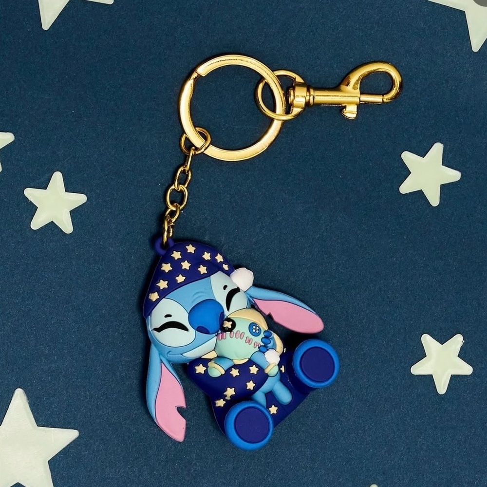 Loungefly Stich Sleepy Time Glow in the Dark Keychain SDCC 2024 Exclusive LE NWT